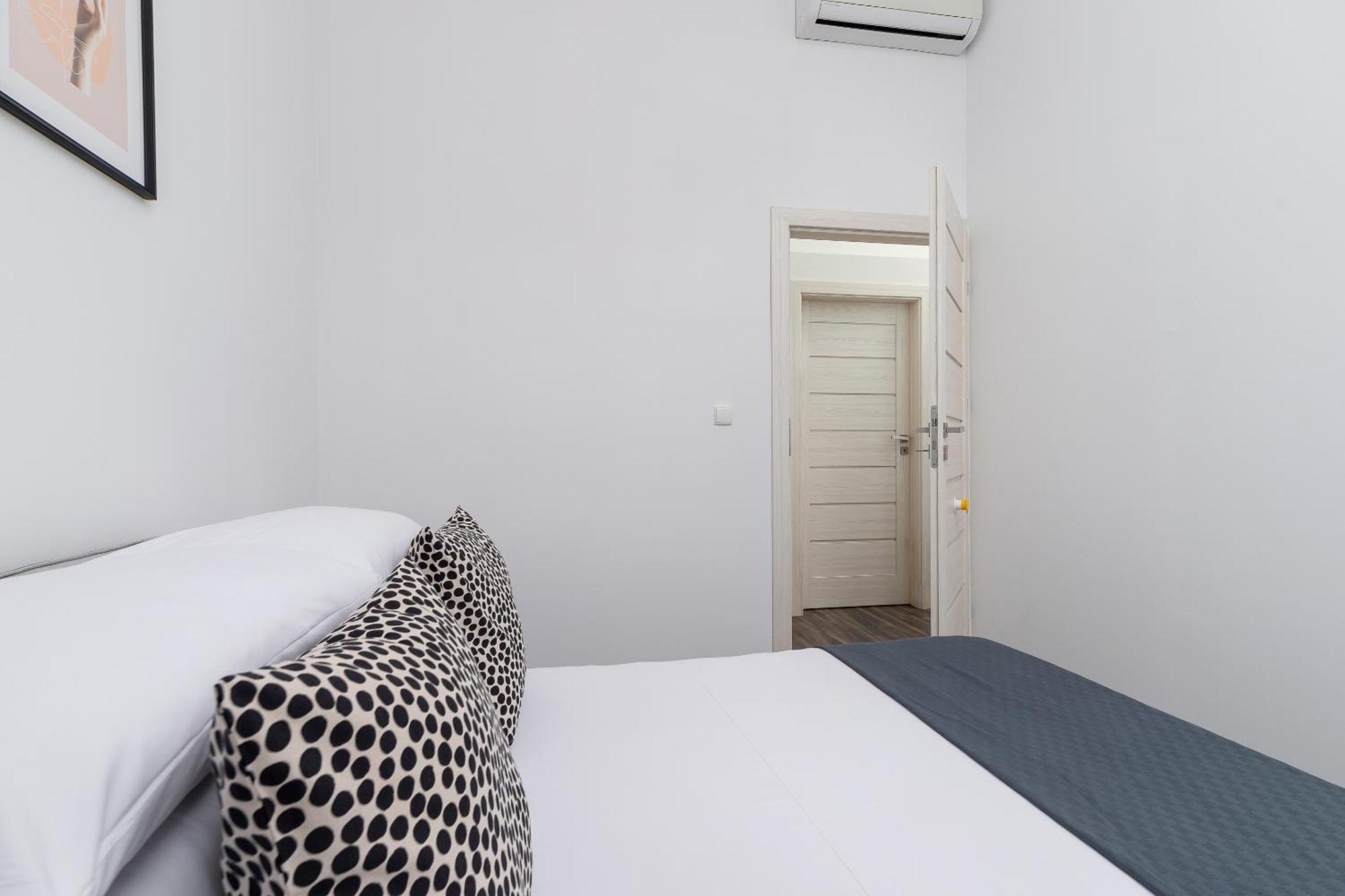Appartement 3 Bedroom - Rynek Podgorski 15 *