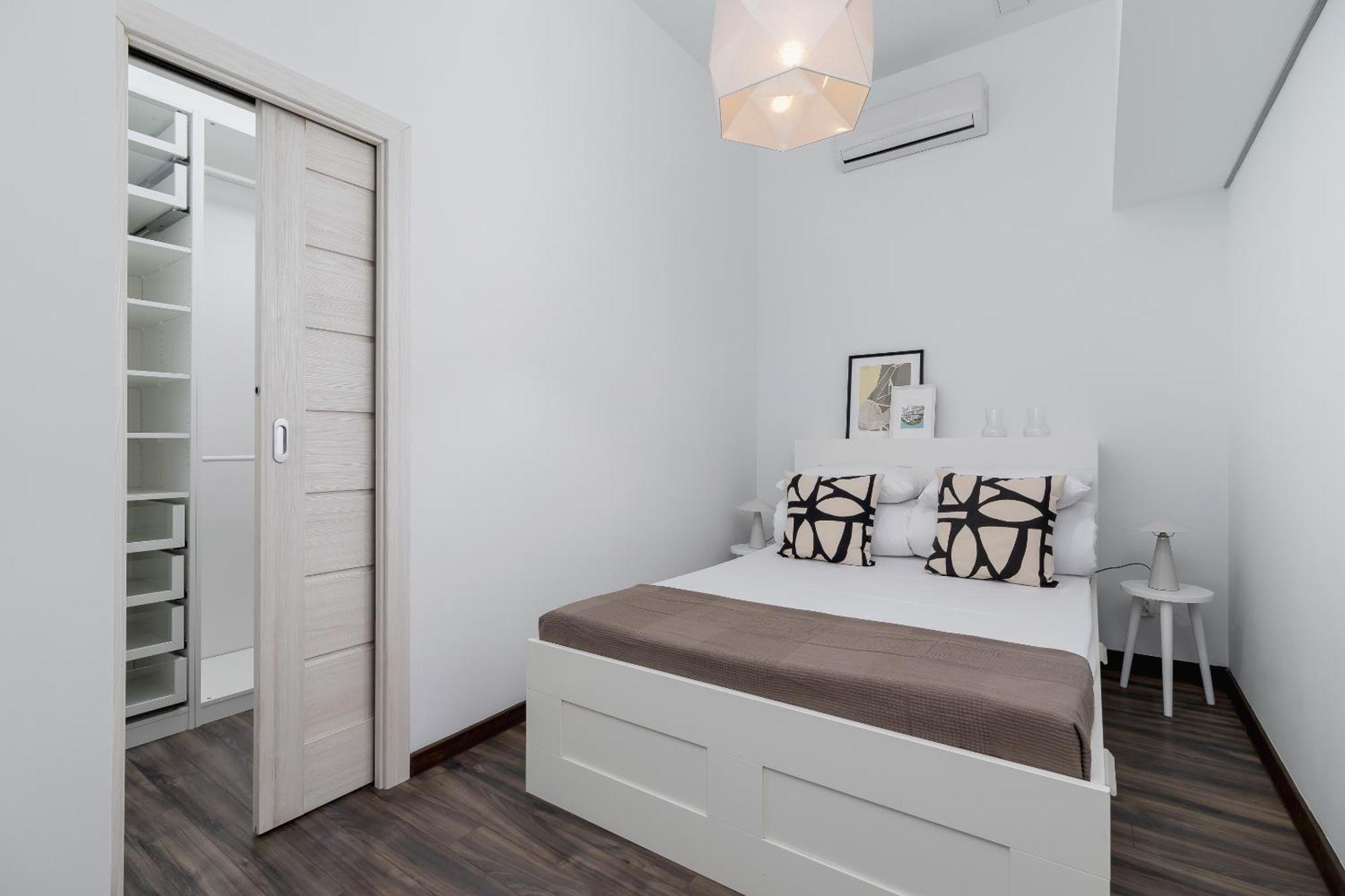 3 Bedroom - Rynek Podgorski 15 Apartament Kraków